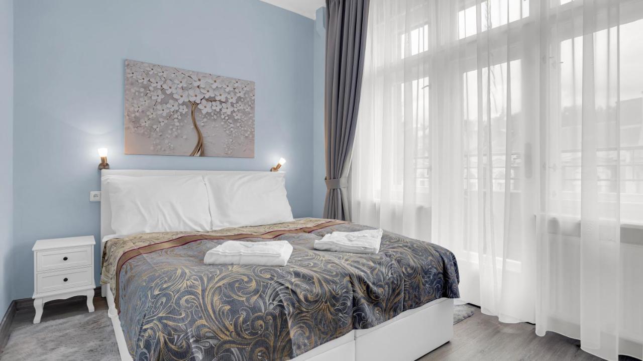 Aphrodite Suite Hotel Karlovy Vary Exterior photo