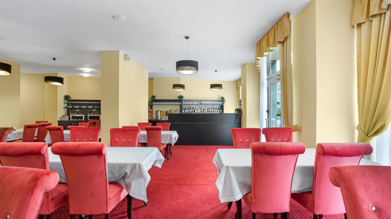 Aphrodite Suite Hotel Karlovy Vary Exterior photo